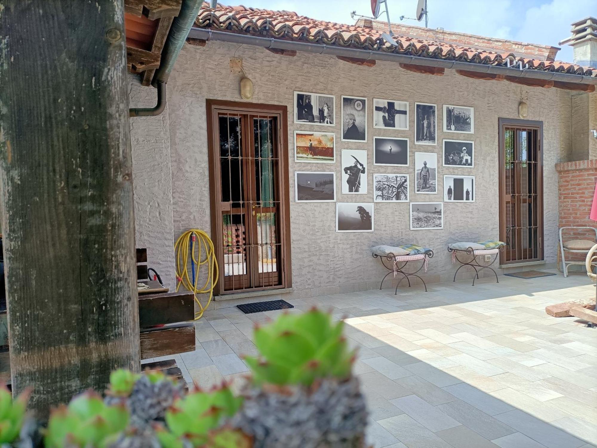Casa Del Canta Borgomale Exterior photo