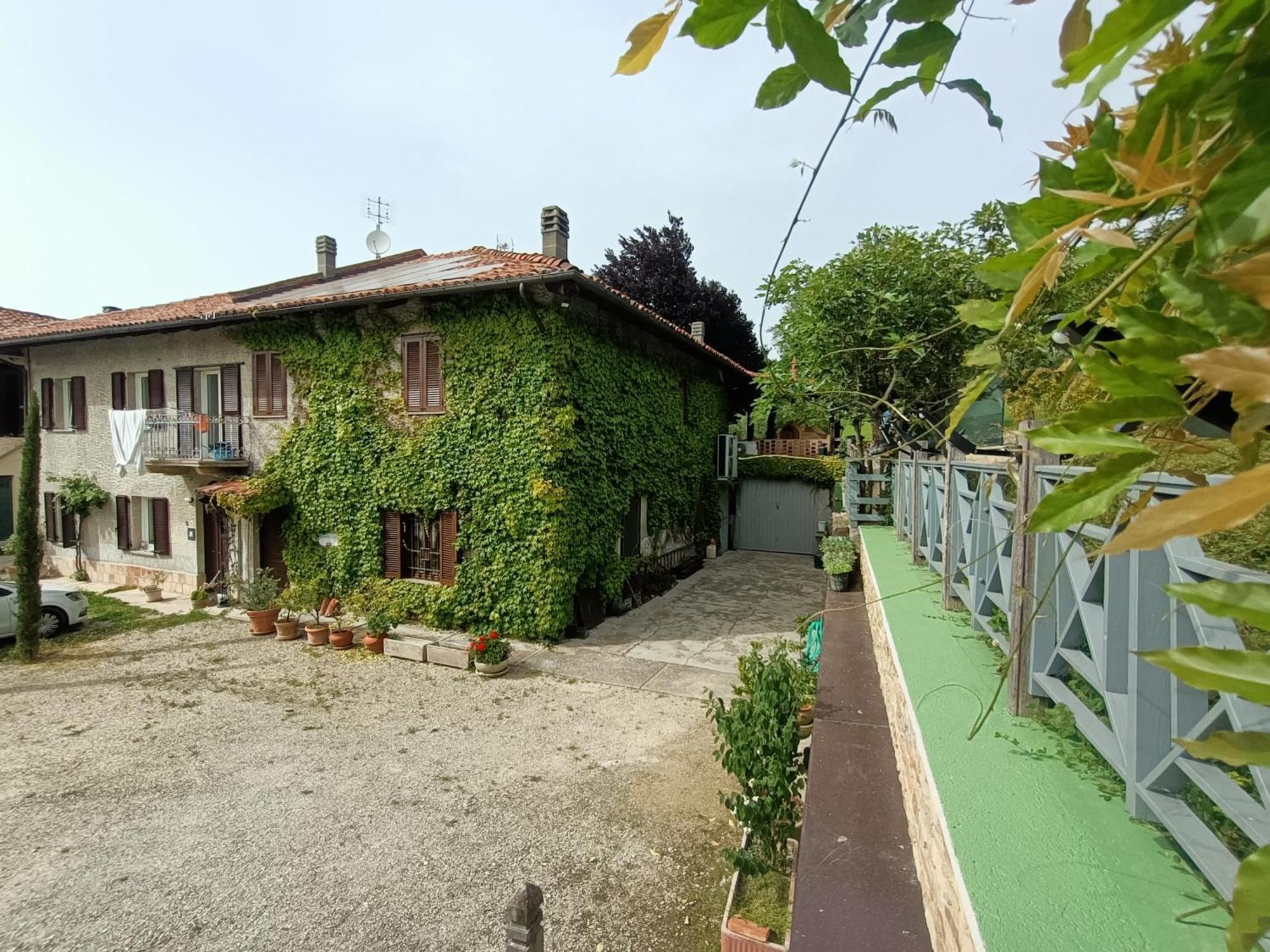 Casa Del Canta Borgomale Exterior photo